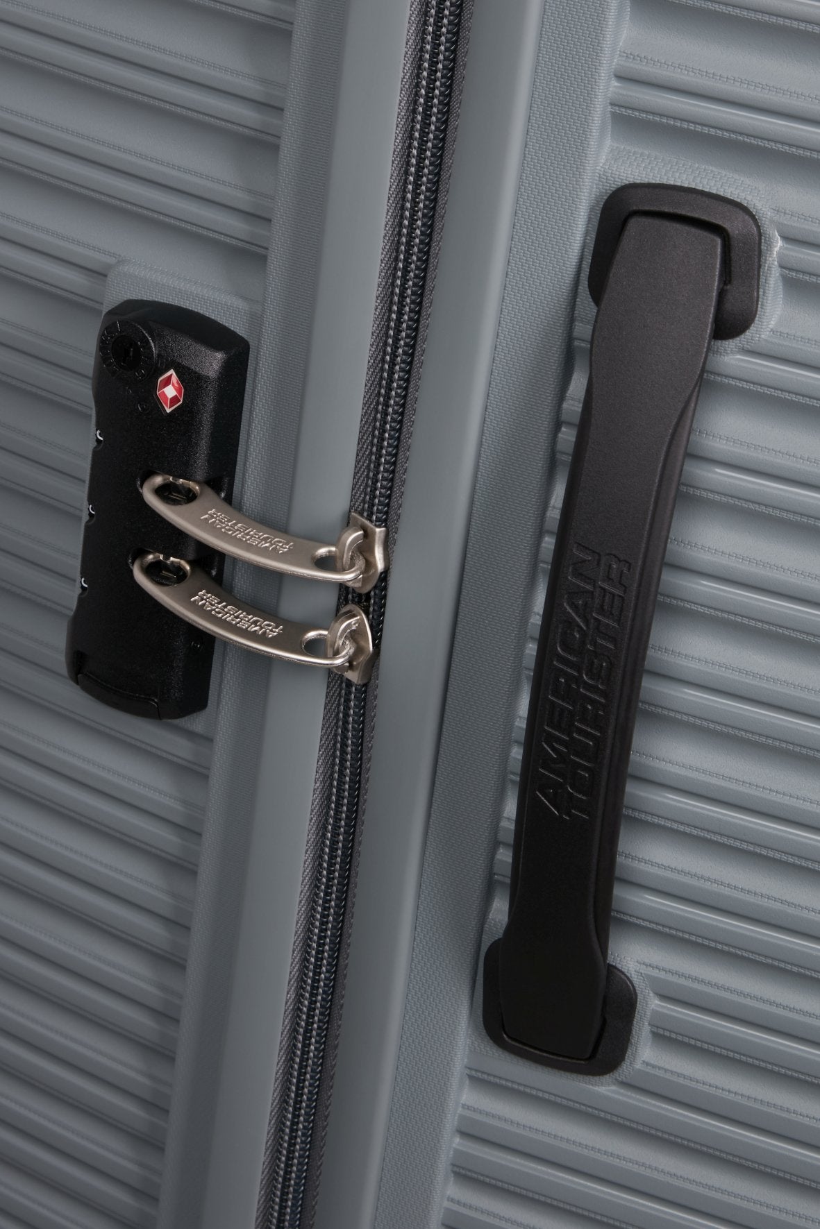 AMERICAN TOURISTER Liftoff Set L/M/S