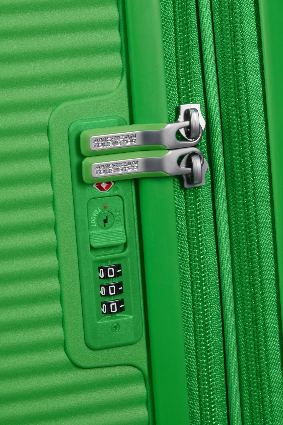 AMERICAN TOURISTER Soundbox Trolley M