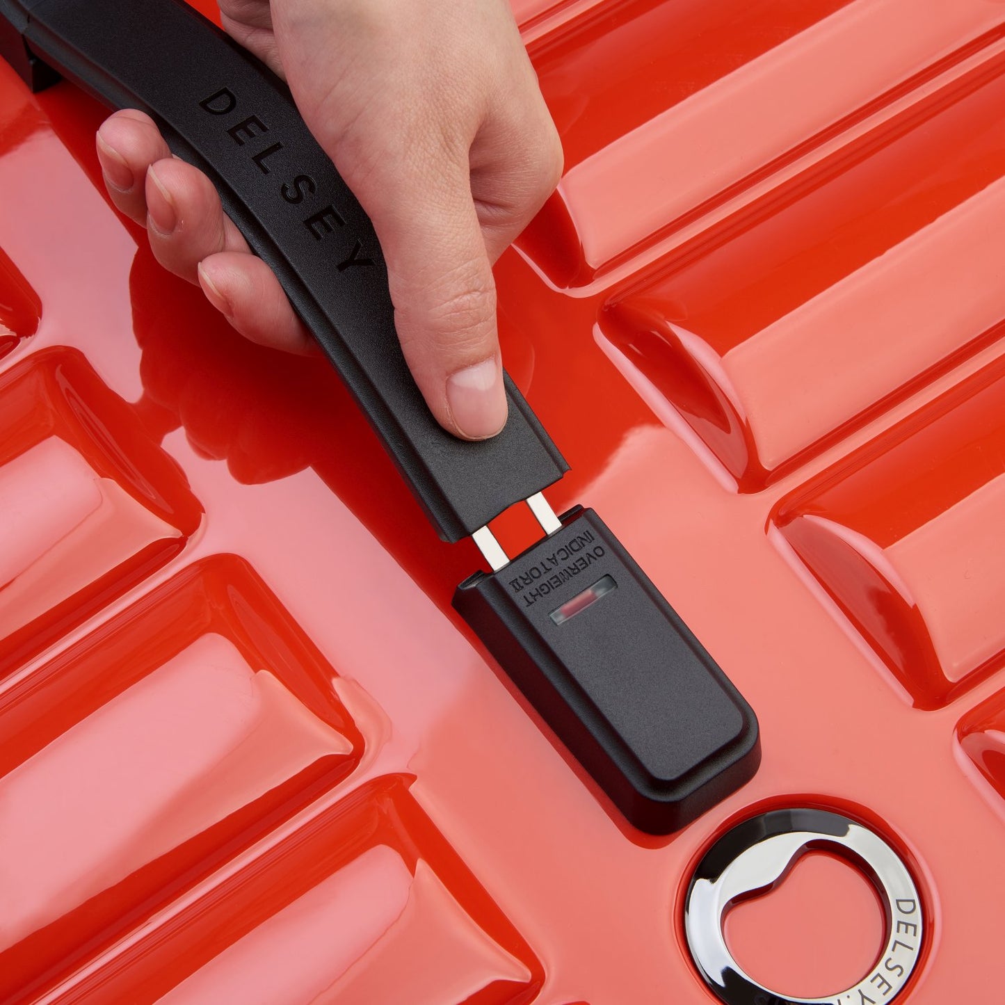 DELSEY PARIS - Shadow 5.0 – 73 CM - 4 DOUBLE WHEELS TRUNK