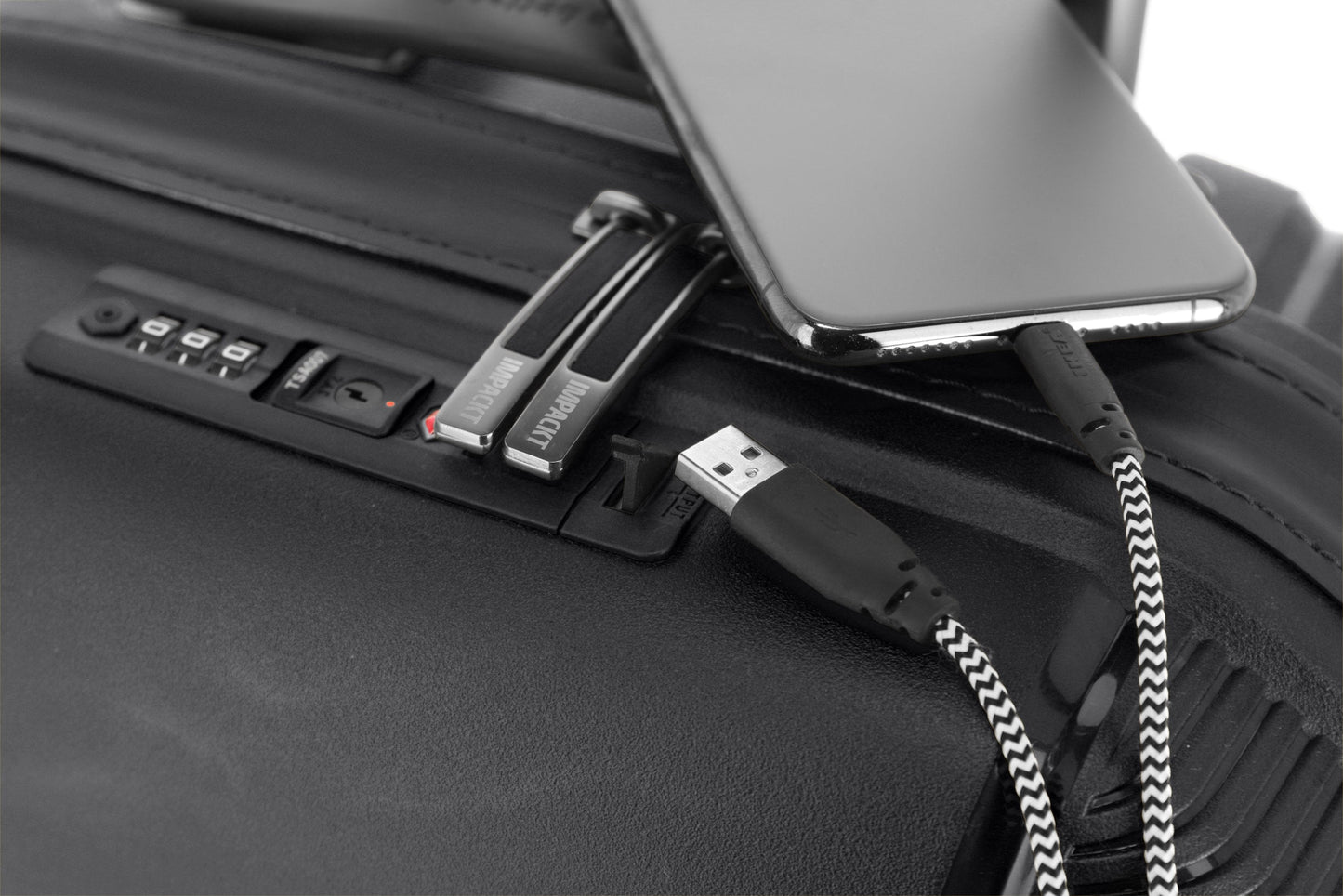 IMPACKT - IP1 Trolley S mit USB Port