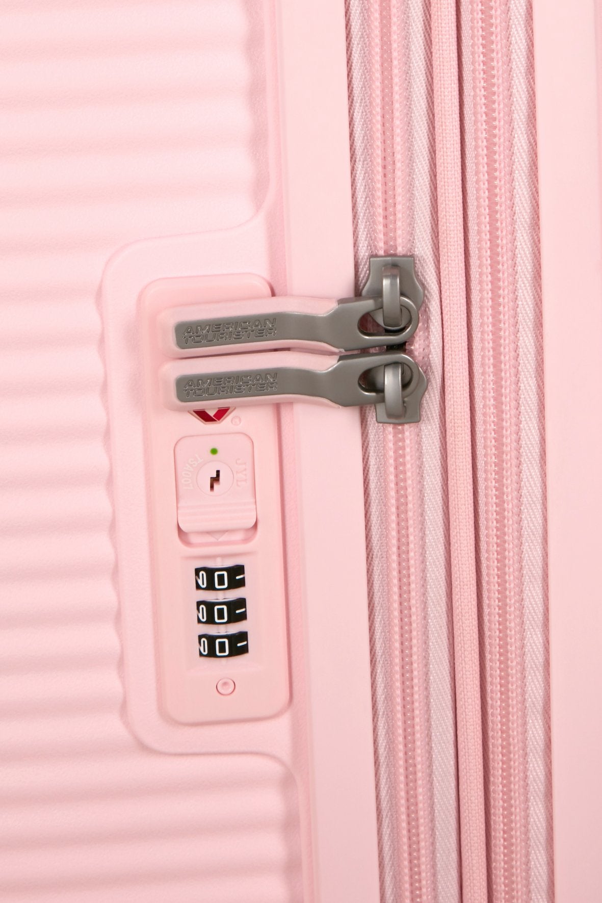AMERICAN TOURISTER Soundbox Trolley M