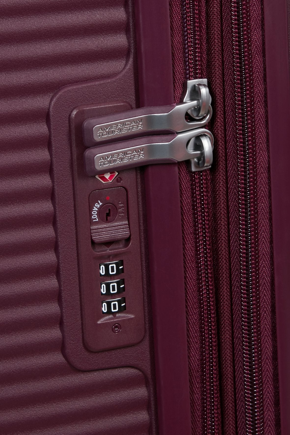 AMERICAN TOURISTER Soundbox Trolley S