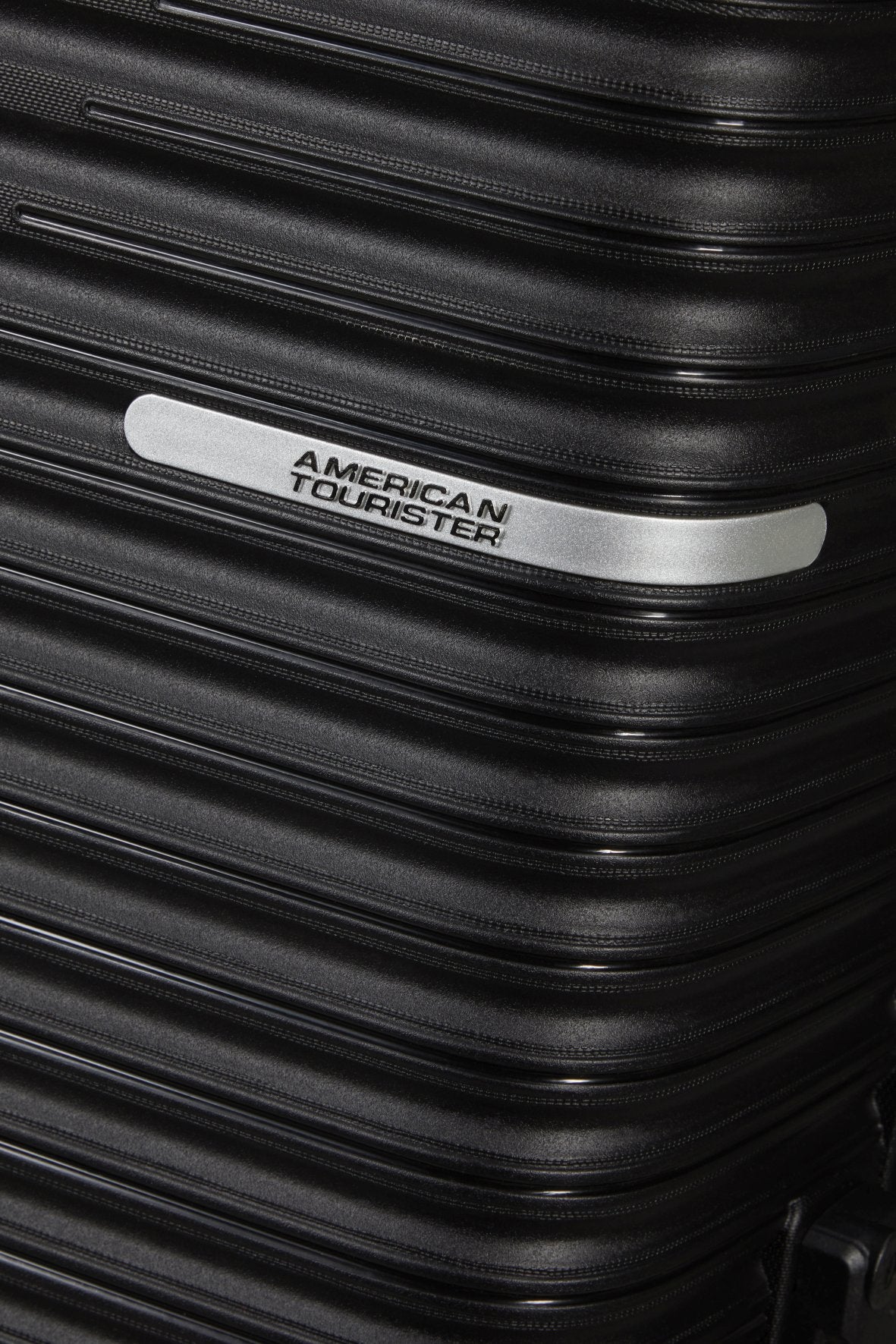 AMERICAN TOURISTER Liftoff M