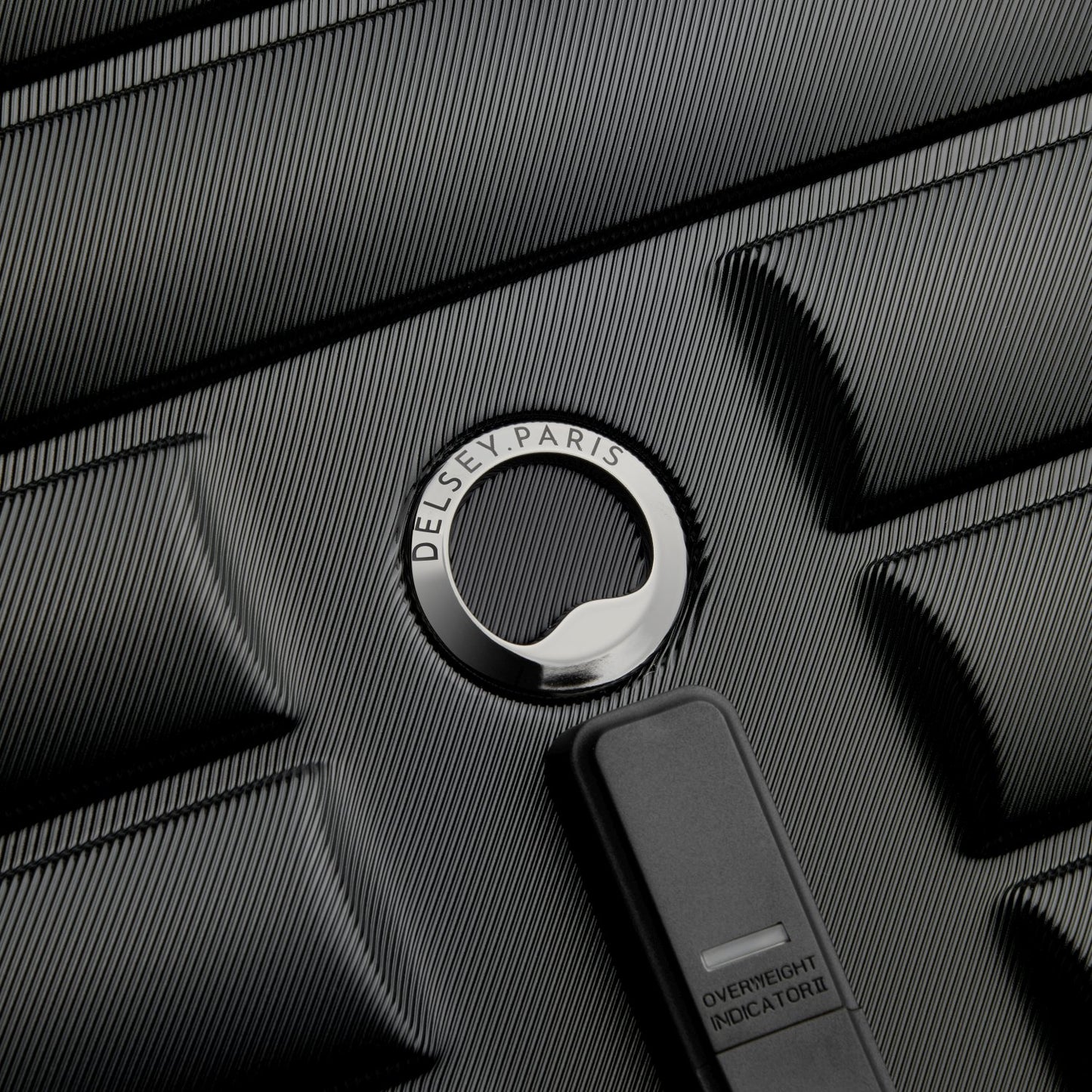 DELSEY PARIS - Shadow 5.0 – 73 CM - 4 DOUBLE WHEELS TRUNK